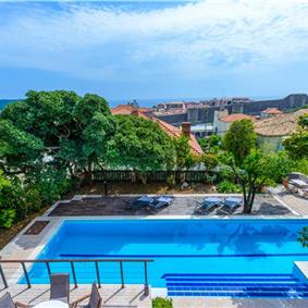 4 Bedroom Villa with Pool in Dubrovnik City, sleeps 8